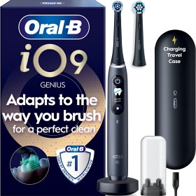 Oral-B iO9 Elektrisk tannbørste, Svart, 2 tannbørstehoder, reiseetui med lader